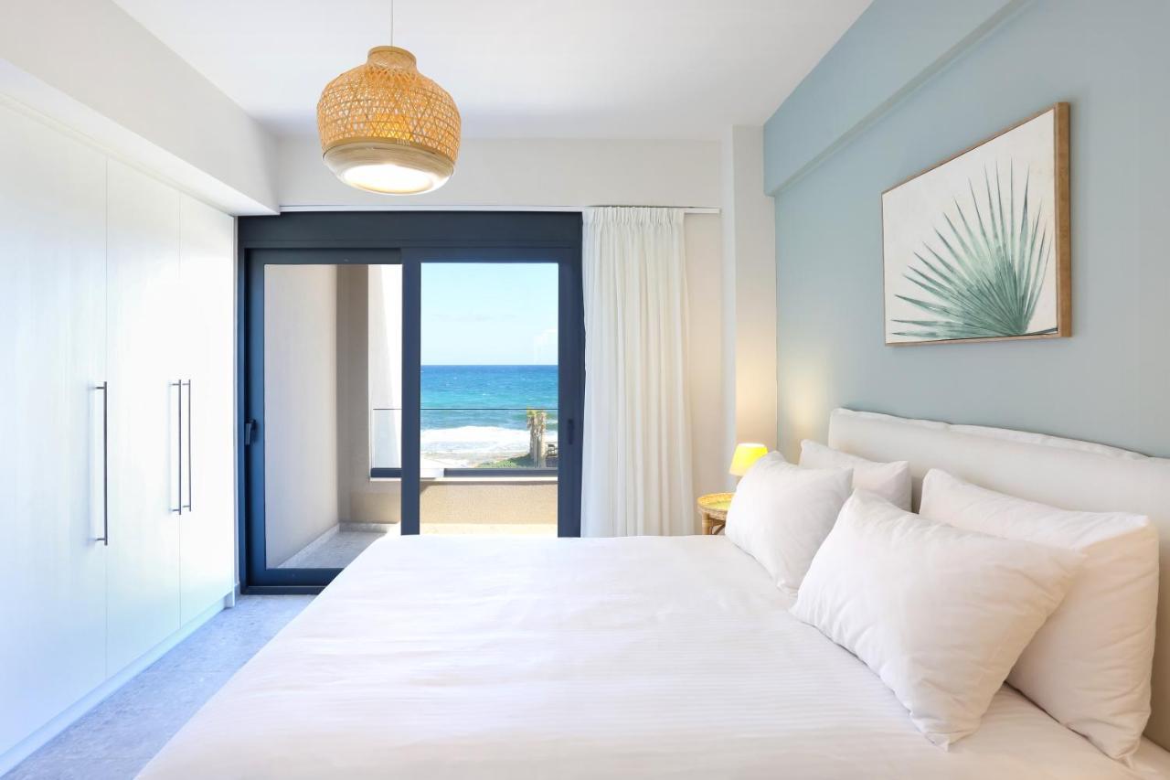 Dione Seaside Apartment Hersonissos (Crete)