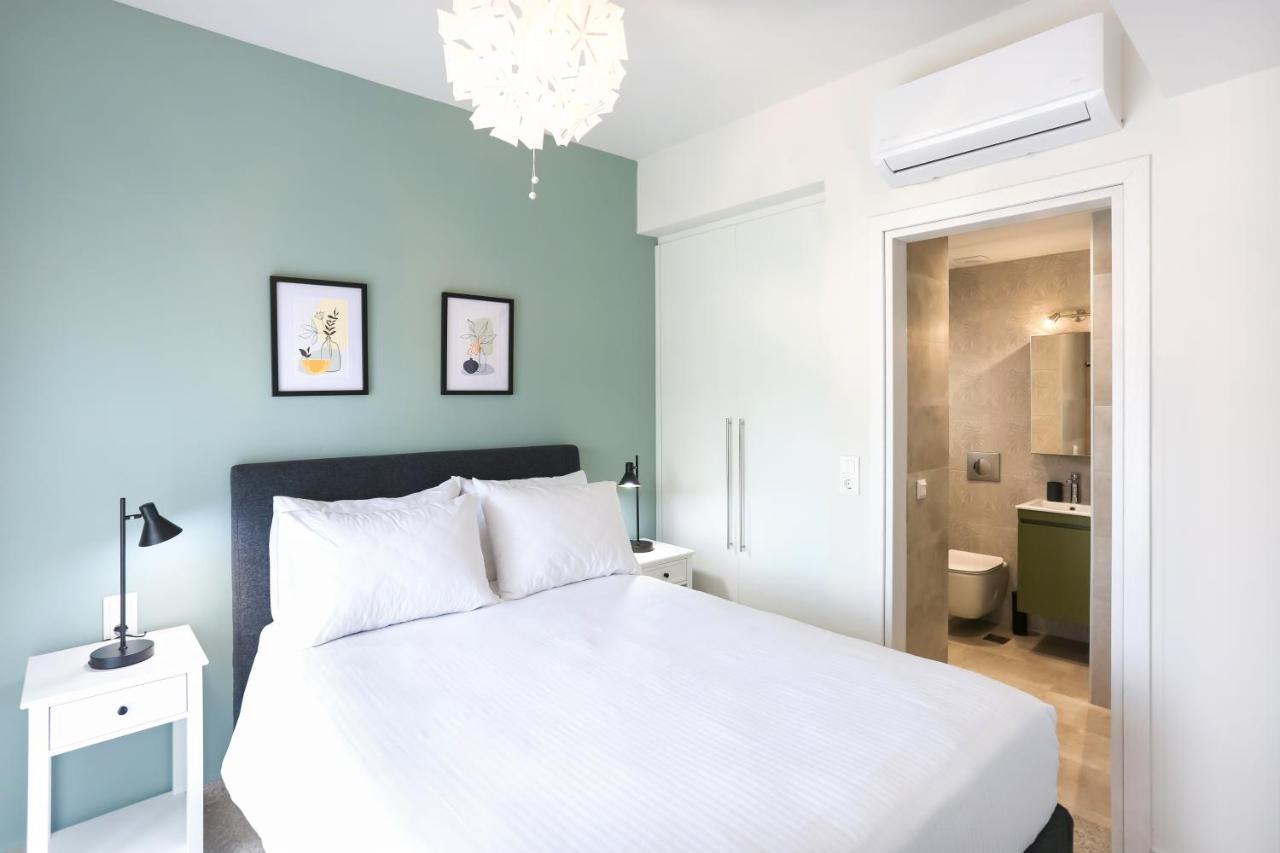 Dione Seaside Apartment Hersonissos (Crete)