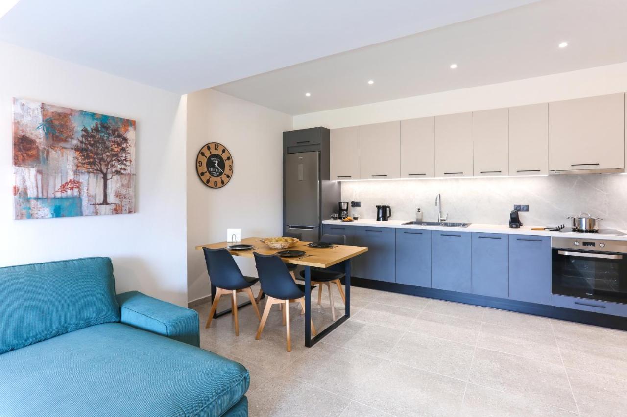 Dione Seaside Apartment